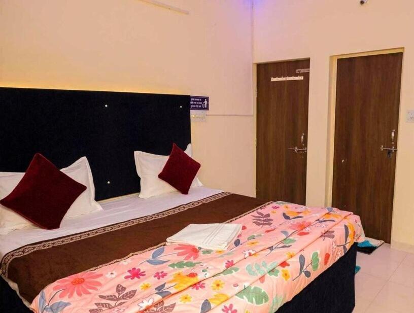 Hotel O Pop Hotel Blue Star Bhilai Экстерьер фото